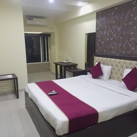 Hotel Eco Park New Town 외부 사진